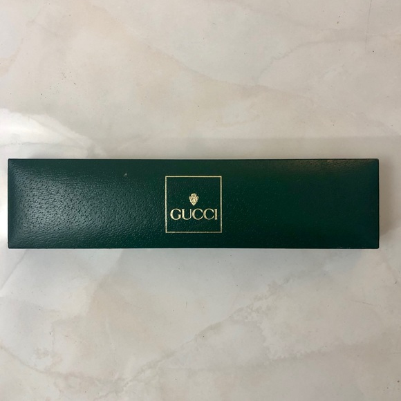 Authentic Vintage Gucci Watch With Original Band - Picture 3 of 8